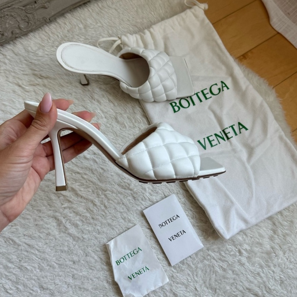 Bottega Veneta White Sculpted Heels
